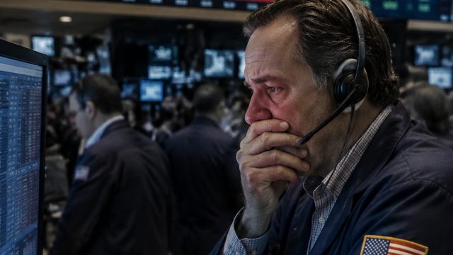 Market Turmoil: Nasdaq Futures Plunge Amid Global Uncertainty | draftkings casino legal states, mand