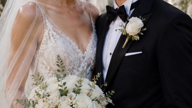 Zendaya and Tom Holland Officially Tie the Knot: A New Chapter Begins | mimpi diberi cincin emas ole
