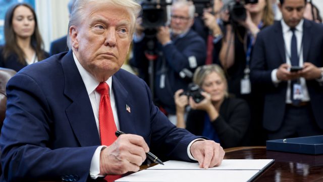 Trump Halts Signing of Major Housing Bill: What This Means for Americans | haruto watanabe musikus, Trump Halts Signing of Major Housing Bill: What This Means for Americans | haruto watanabe musikus,